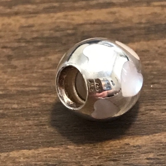 Pandora Retired Mother Of Pearls Heart Charm - Picture 3 of 5